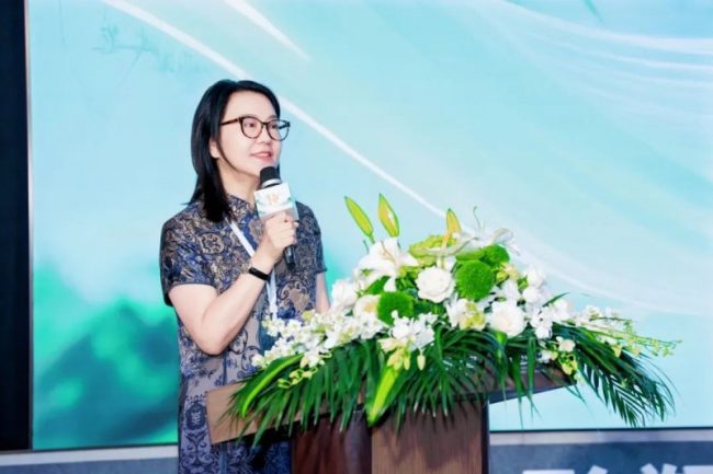 1755677723-7c4f158257210d1